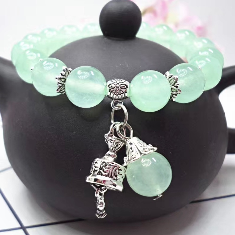 ***$8 BUNDLE*** Green Fashion Charm Bracelet